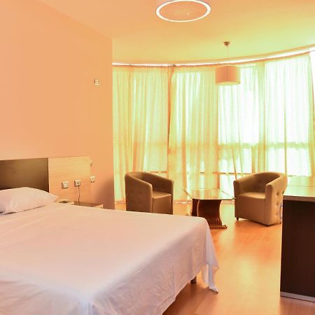 Hotel Continental Durres Luaran gambar