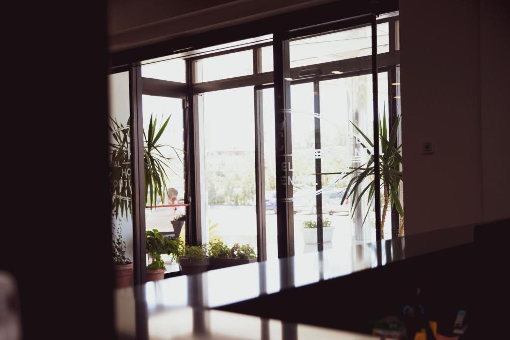 Hotel Continental Durres Luaran gambar