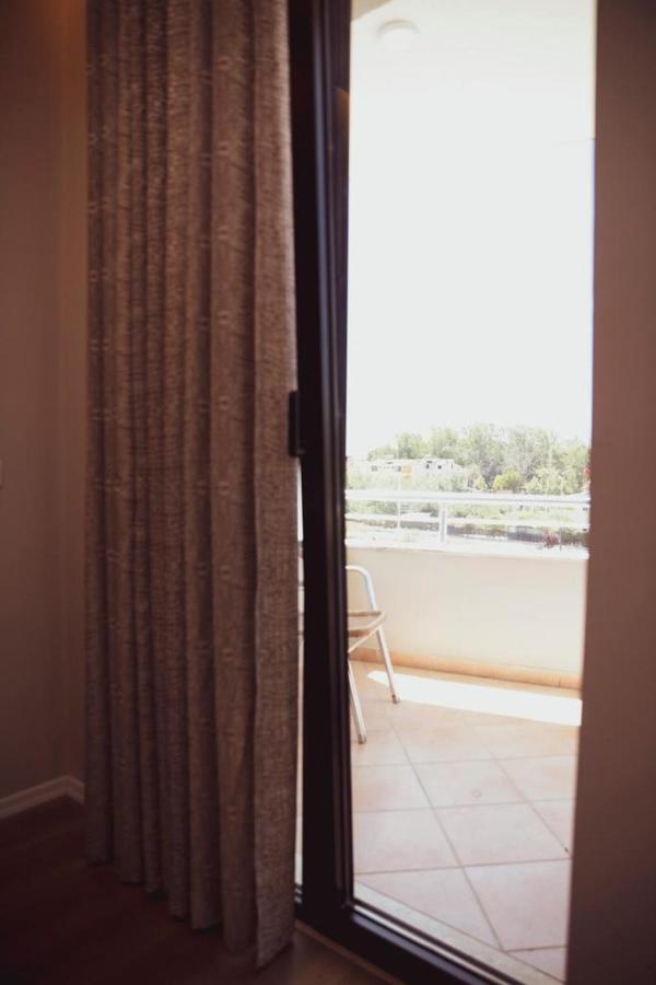 Hotel Continental Durres Luaran gambar