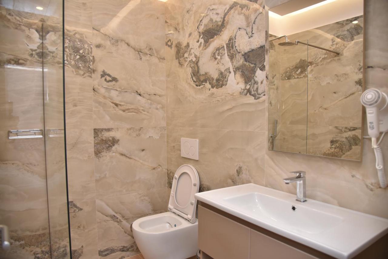 Hotel Continental Durres Luaran gambar